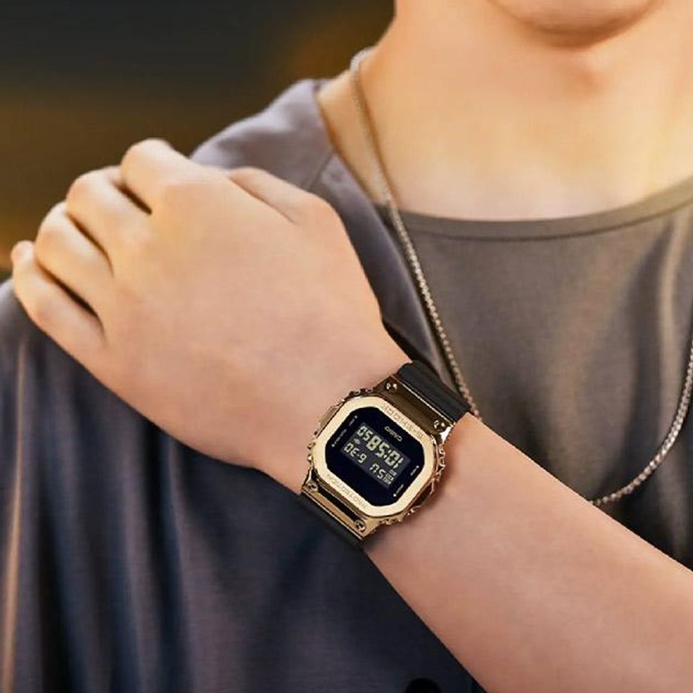 Японские часы мужские CASIO G-SHOCK GM-5600G-9E с хронографом | Casio 