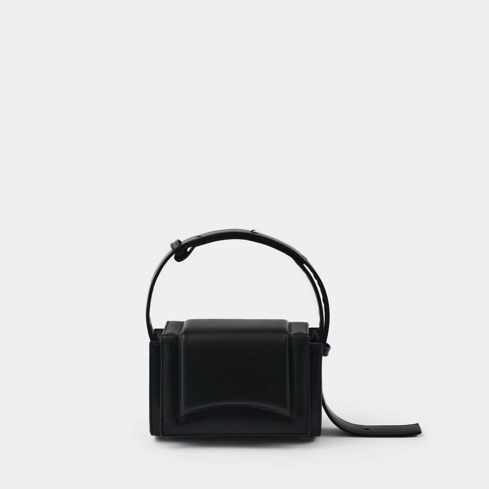Универсальная каркасная сумка Sindy в цвете черный | ARNY PRAHT 