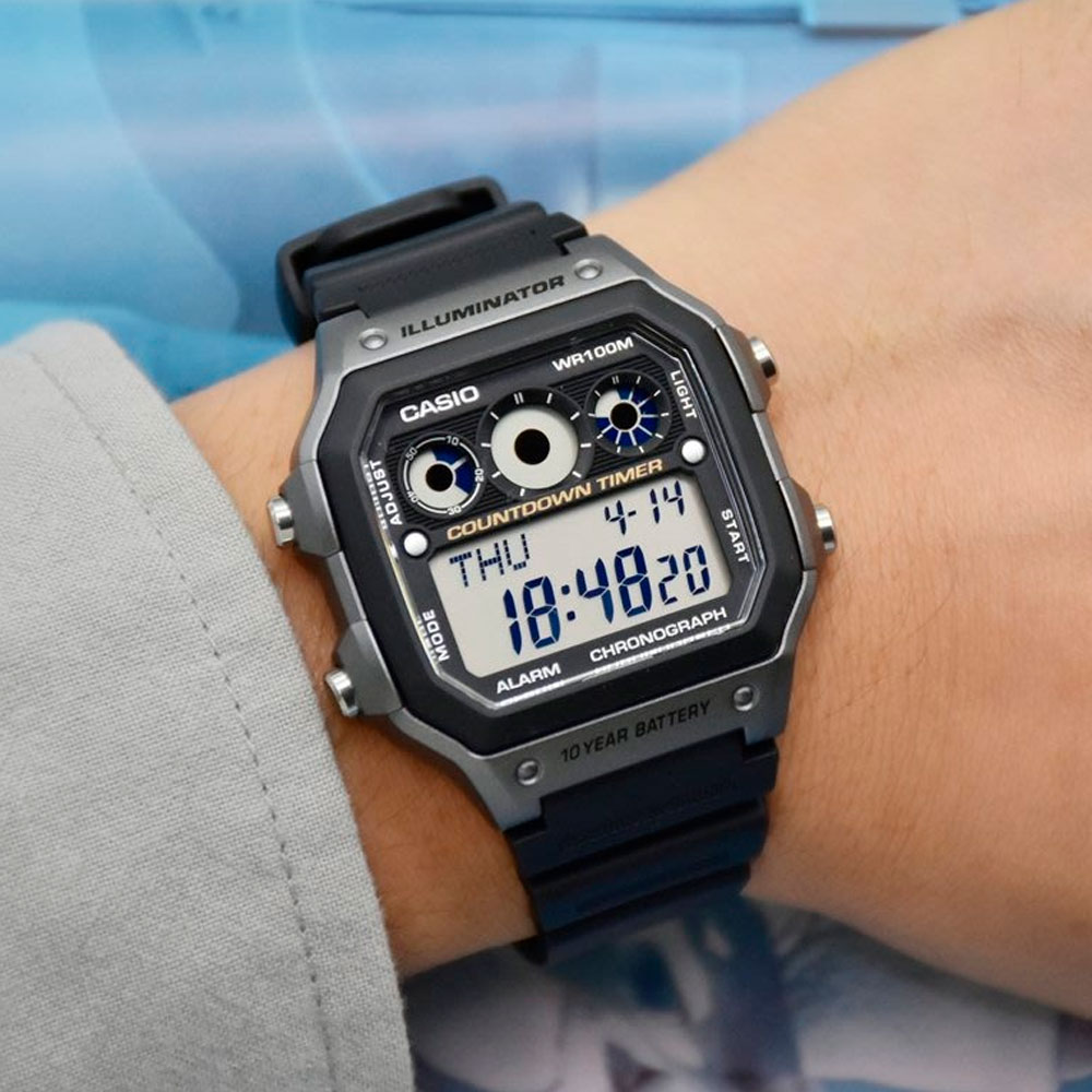 Японские часы мужские CASIO Collection Illuminator AE-1300WH-8A с хронографом | Casio 